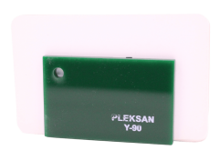 Plexiglass Dark Green Plexiglass (Y-90) – 2.8 mm 135x200 cm