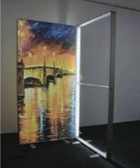 Modüler Lightbox – Ayaklı ve Taşınabilir Işıklı Görsel Sunum Sistemi