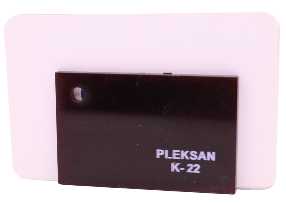 PLEKSAN K-22 Bordo Pleksi Levha 135x200 cm 2,8 mm