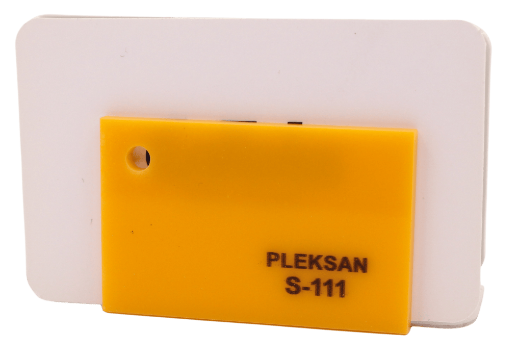 PLEKSAN S-111 Sarı Pleksi Levha 135x200 cm 2,8 mm